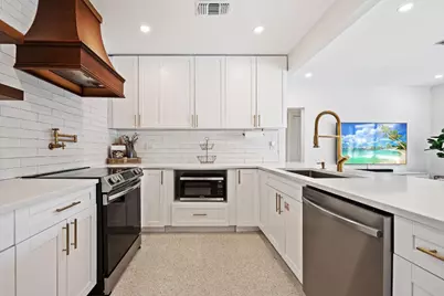 1604 NE 16th Avenue, Fort Lauderdale, FL 33305 - Photo 7