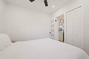 739 NE 17th Rd, Fort Lauderdale, FL 33304 - Photo 17