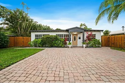 739 NE 17th Road, Fort Lauderdale, FL 33304 - Photo 1