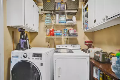 7680 NW 14th Street, Pembroke Pines, FL 33024 - Photo 37