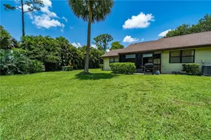 64 Macadamia Ct, Royal Palm Beach, FL 33411 - Photo 3