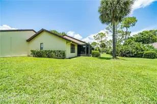 64 Macadamia Ct, Royal Palm Beach, FL 33411 - Photo 7