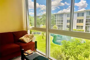 5985 Del Lago Cir, Sunrise, FL 33313 - Photo 5
