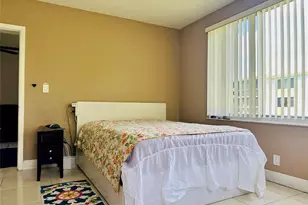 5985 Del Lago Cir, Sunrise, FL 33313 - Photo 13