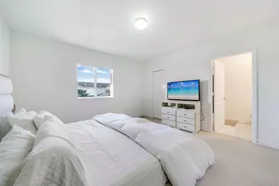 1214 NW 4th Lane #1214, Homestead, FL 33034 - Photo 11