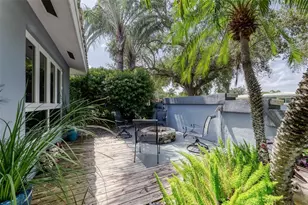 1930 NE 28th Ct, Deerfield Beach, FL 33064 - Photo 17