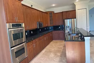 9326 Plantation Estates Dr, Royal Palm Beach, FL 33411 - Photo 3