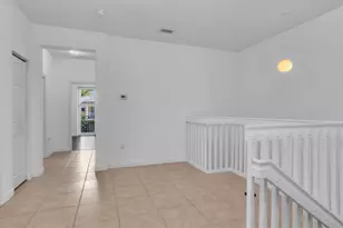 10821 NW 76th Ln, Doral, FL 33178 - Photo 29