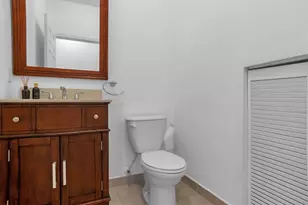 10821 NW 76th Ln, Doral, FL 33178 - Photo 39