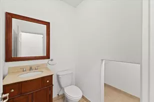 10821 NW 76th Ln, Doral, FL 33178 - Photo 15