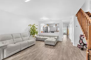 9831 Riverside Dr, Coral Springs, FL 33071 - Photo 7