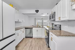 9831 Riverside Dr, Coral Springs, FL 33071 - Photo 1