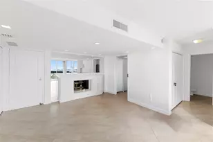 2400 Presidential Way, West Palm Beach, FL 33401 - Photo 31