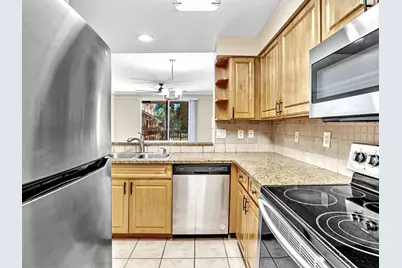 2022 Alta Meadows Lane #602, Delray Beach, FL 33444 - Photo 15