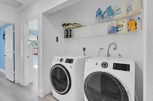 518 NW 130th Way, Pembroke Pines, FL 33028 - Photo 19