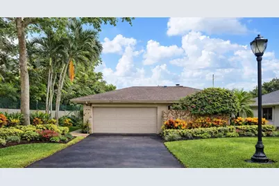 126 Laurel Road, Hollywood, FL 33021 - Photo 1