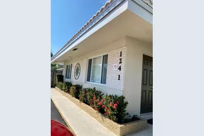 1241 NE 16th Terrace #5, Fort Lauderdale, FL 33304 - Photo 1