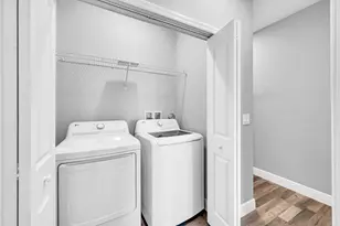 333 NW 41st St, Oakland Park, FL 33309 - Photo 5