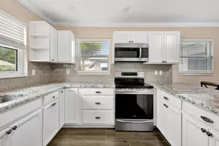 830 Meadowlark Ln, Delray Beach, FL 33445 - Photo 7