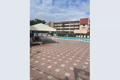 1025 Country Club Drive #302, Margate, FL 33063 - Photo 15