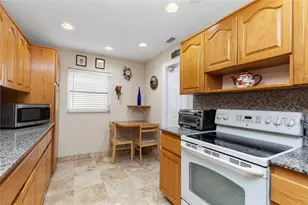 1251 NW 90th Dr, Plantation, FL 33322 - Photo 13