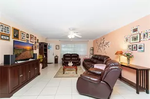 1251 NW 90th Dr, Plantation, FL 33322 - Photo 7