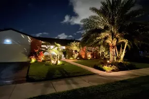 1921 NW 43rd St, Oakland Park, FL 33309 - Photo 53