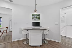 1921 NW 43rd St, Oakland Park, FL 33309 - Photo 33