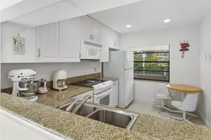 21827 Arriba Real, Boca Raton, FL 33433 - Photo 19