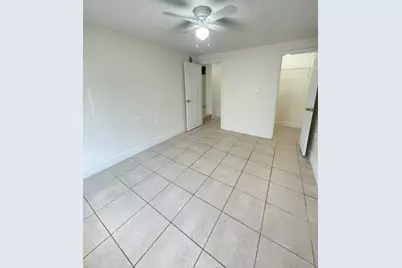 1000 NW 11th Court, Fort Lauderdale, FL 33311 - Photo 17