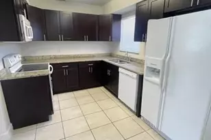 1000 NW 11th Ct, Fort Lauderdale, FL 33311 - Photo 13