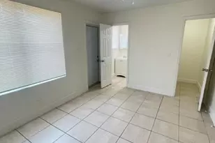 1000 NW 11th Ct, Fort Lauderdale, FL 33311 - Photo 21