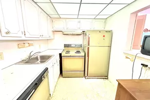 3021 Durham A, Deerfield Beach, FL 33442 - Photo 7