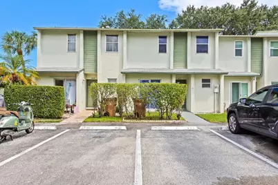 822 Crystal Lake Drive, Deerfield Beach, FL 33064 - Photo 1