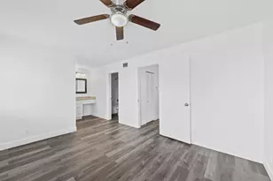 822 Crystal Lake Dr, Deerfield Beach, FL 33064 - Photo 11