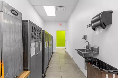 518 N Pine Island Road, Plantation, FL  - Photo 41