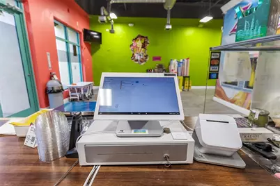 518 N Pine Island Road, Plantation, FL  - Photo 35