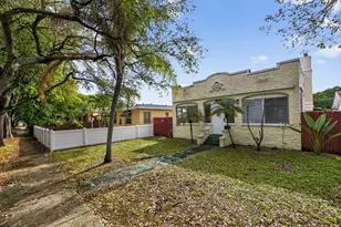 1934 Washington St, Hollywood, FL 33020 - Photo 1