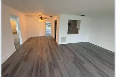 925 SW Curtis Street, Port Saint Lucie, FL 34983 - Photo 7