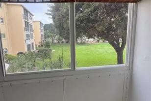 2615 NE 3rd Ct, Boynton Beach, FL 33435 - Photo 17