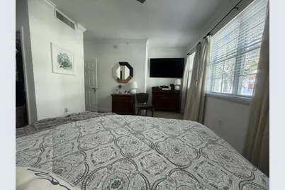 326 Moorings Drive, Lantana, FL 33462 - Photo 9