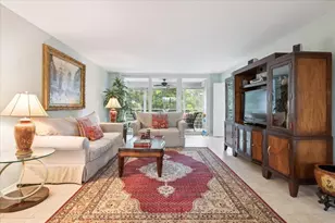 3900 Oaks Clubhouse Dr, Pompano Beach, FL 33069 - Photo 3