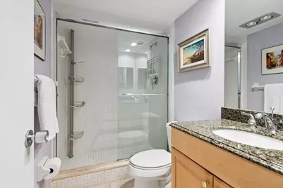 3900 Oaks Clubhouse Drive #409, Pompano Beach, FL 33069 - Photo 11