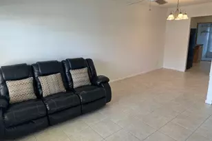 7705 NW 5th Ct, Margate, FL 33063 - Photo 5