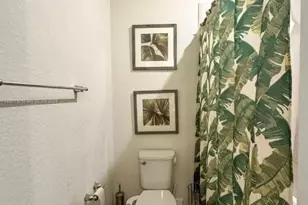 5035 Eucalyptus Dr, Hollywood, FL 33021 - Photo 13