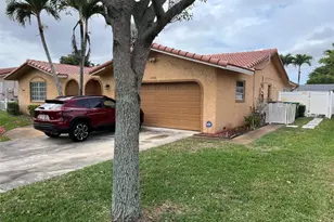 2688 NW 118th Dr, Coral Springs, FL 33065 - Photo 3