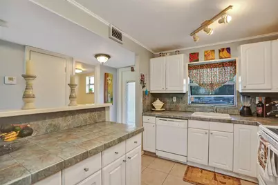 9821 Sunrise Lakes Boulevard #106, Sunrise, FL 33322 - Photo 5