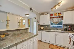 9821 Sunrise Lakes Blvd, Sunrise, FL 33322 - Photo 5