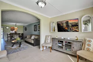 9821 Sunrise Lakes Blvd, Sunrise, FL 33322 - Photo 7