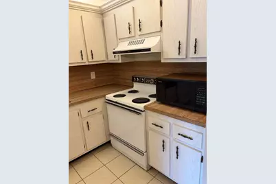 21 Jacaranda Drive #121, Plantation, FL 33324 - Photo 11